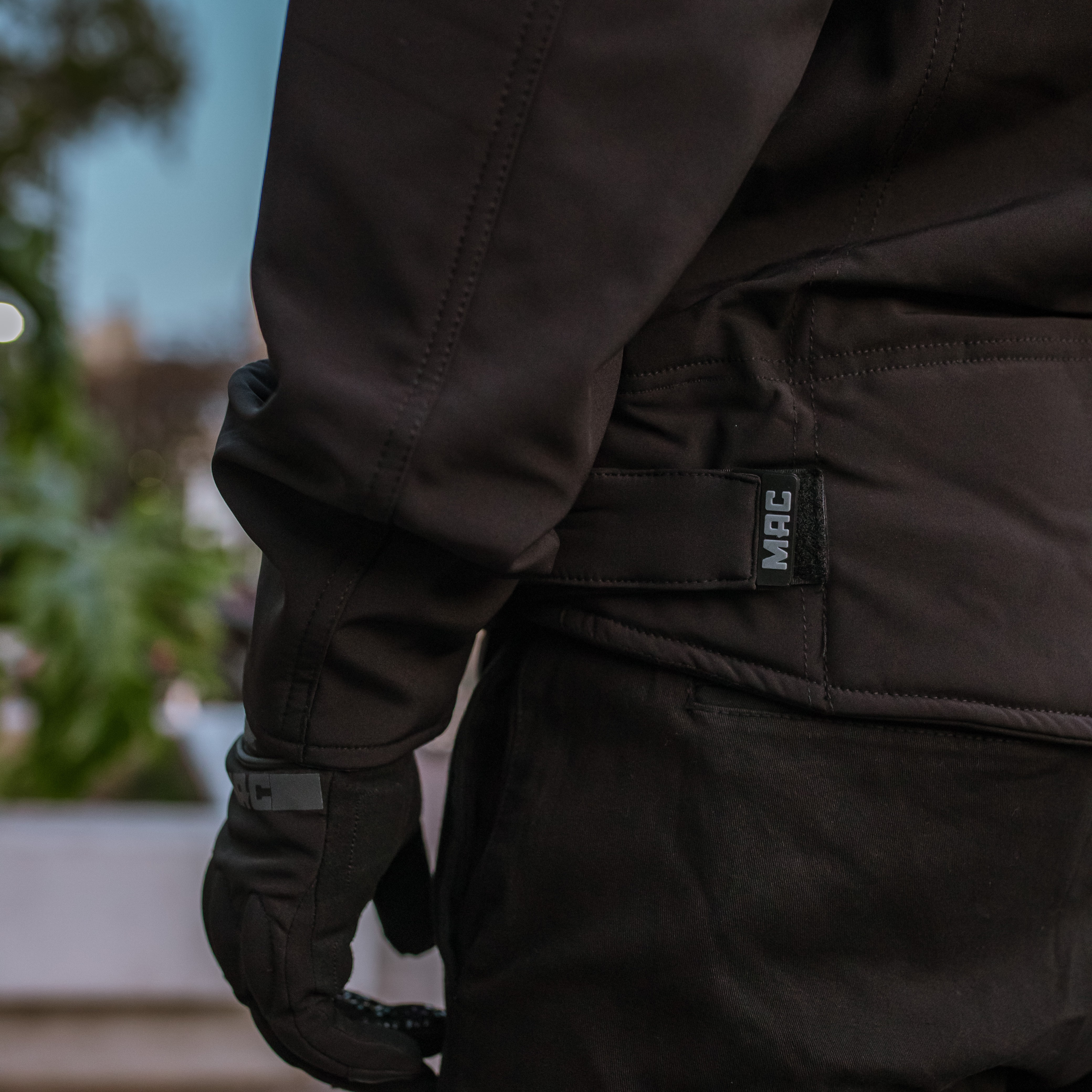 Campera MAC Urban Hombre Negro